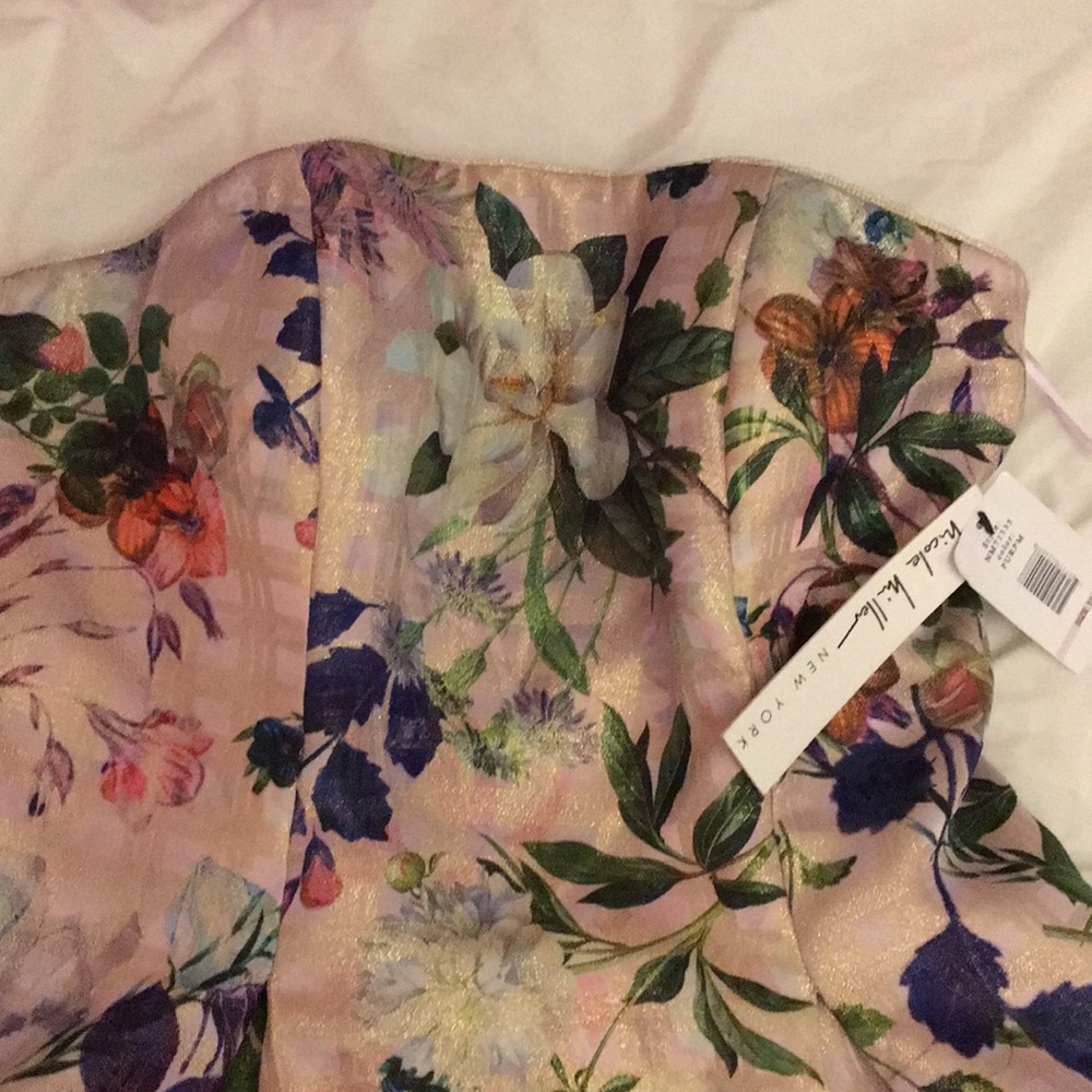 Dress - Picture 3 of 4
